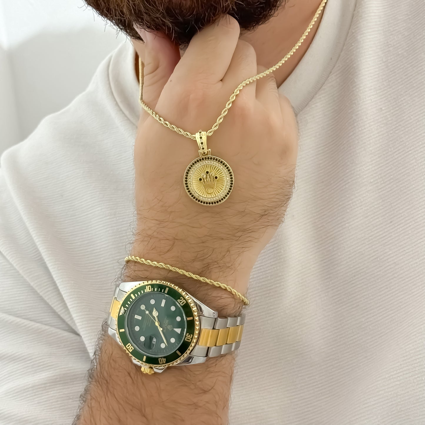 Conjunto Cadena Lazo de 60cm de 3mm + Corona Rolex Micro Circones Verde + Pulsera Lazo de 20 cm de 3mm + Reloj Rolex Micro Circones Verde en Oro Laminado 18k con Garantia de por vida