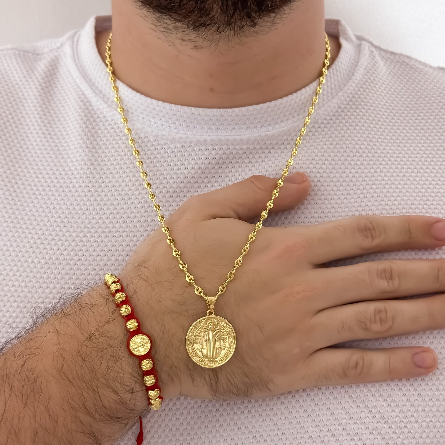 Cadena Tejido Gucci de hombre de 60cm de 3mm + San Benito Redondo + Pulseras  San Benito Balin Italiano de 6mm en Oro Laminado 18k con Garantia de por vida